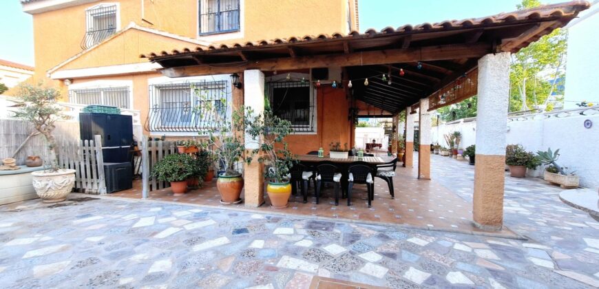 Chalet pareado en Haygon (San Vicente del Raspeig)