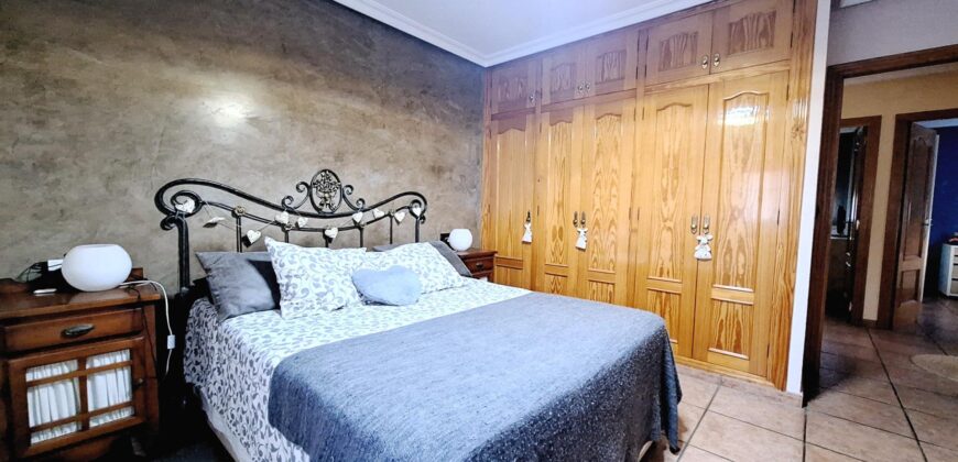 Chalet pareado en Haygon (San Vicente del Raspeig)