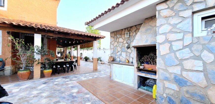 Chalet pareado en Haygon (San Vicente del Raspeig)