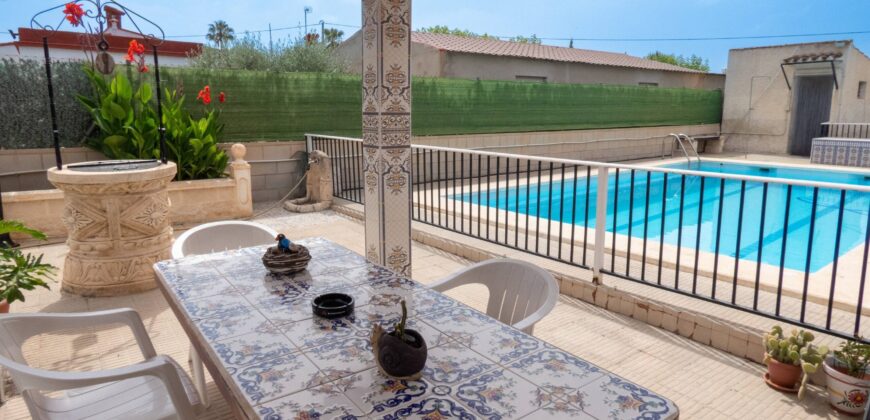 Casa de campo en Matola (Elche)