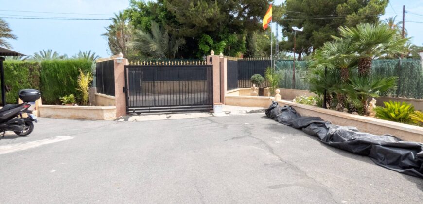 Casa de campo en Matola (Elche)