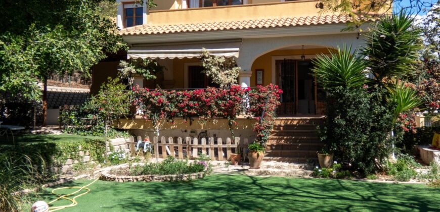 Chalet Independiente en Bonalba Golf (Mutxamel)