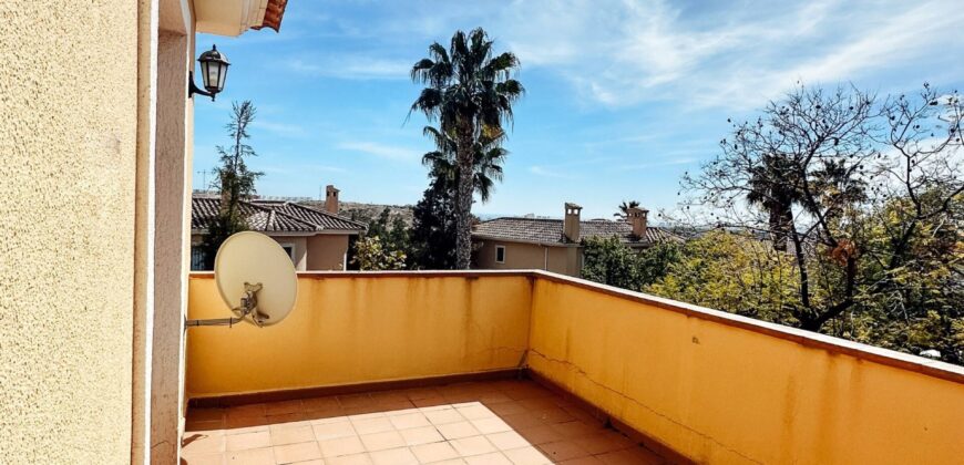Chalet Independiente en Bonalba Golf (Mutxamel)