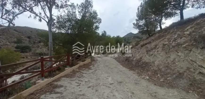 Casa de campo en El Moratell (Jijona)