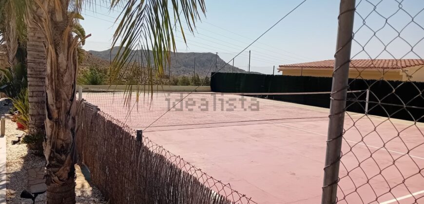 Chalet en el sur de Jijona