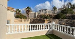 Chalet en Pueblo Acantilado (El Campello)