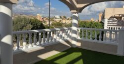 Chalet en Pueblo Acantilado (El Campello)